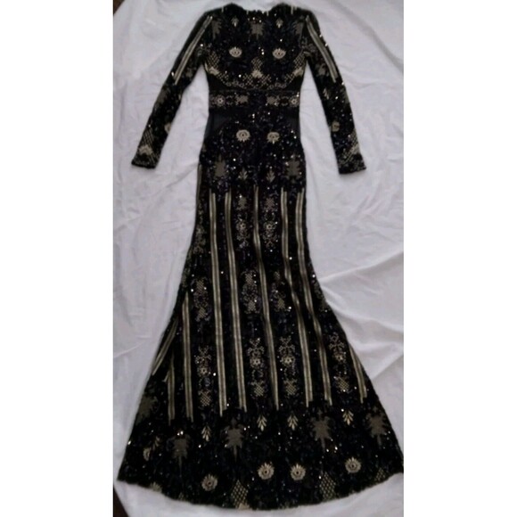 Fashion Nova Dress Black Gold Sequin Floral Embroidered Evening Gown Size Small - Picture 13 of 16
